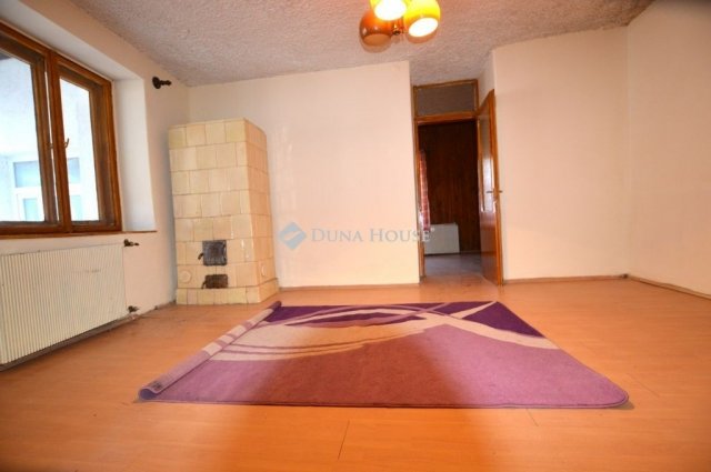 Eladó családi ház, Veszprémben 59.9 M Ft, 3 szobás