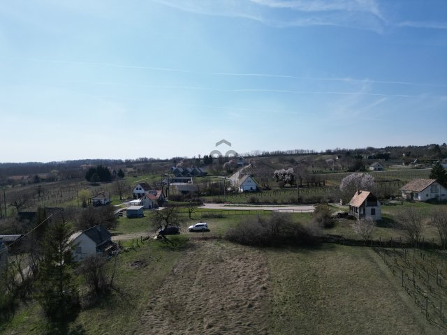 Eladó telek, Etyeken 35 M Ft / költözzbe.hu