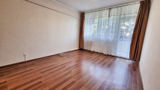 Kiadó panellakás, albérlet, Nyíregyházán, Fazekas János téren