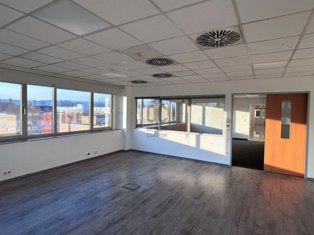 Kiadó iroda, Budapesten, XI. kerületben 840 E Ft / hó