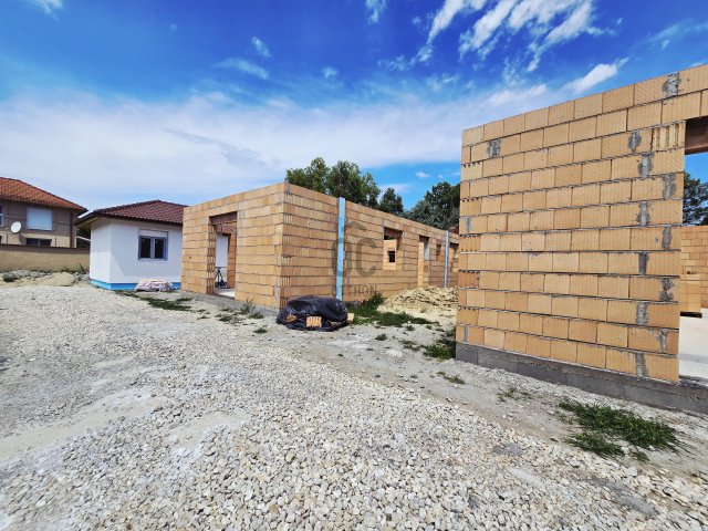 Eladó családi ház, Siófokon 134.9 M Ft, 4 szobás