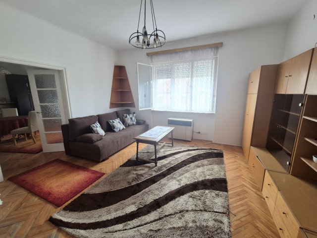 Eladó családi ház, Dunaharasztin 119.9 M Ft, 7 szobás