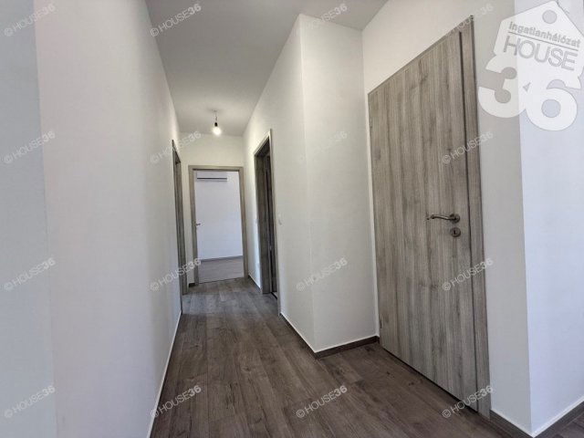 Eladó családi ház, Jakabszálláson 78.9 M Ft, 4 szobás