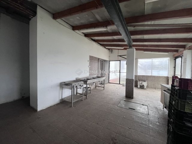 Eladó családi ház, Kiskörén 24 M Ft, 2 szobás