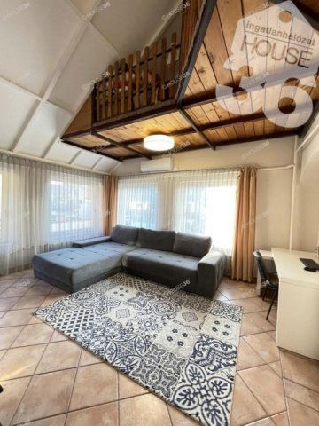 Eladó családi ház, Kerekegyházán 82 M Ft, 6 szobás