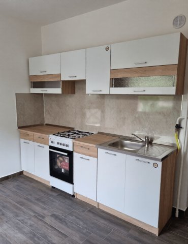 Kiadó panellakás, albérlet, VIII. kerületben, Százados úton
