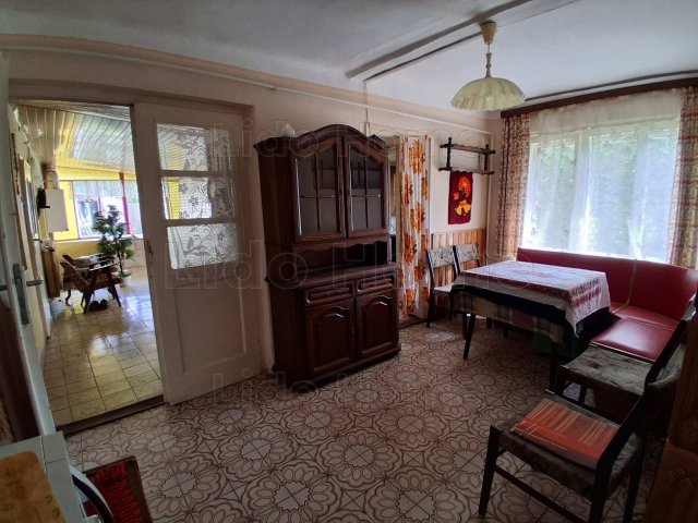 Eladó családi ház, Dalmandon 24.99 M Ft, 4 szobás
