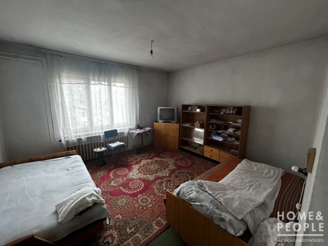 Eladó családi ház, Domaszéken 67.999 M Ft, 3 szobás