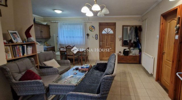 Eladó családi ház, Fonyódon 120 M Ft, 5 szobás