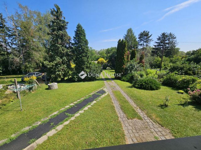 Eladó családi ház, Dunabogdányban 94.001 M Ft, 4 szobás