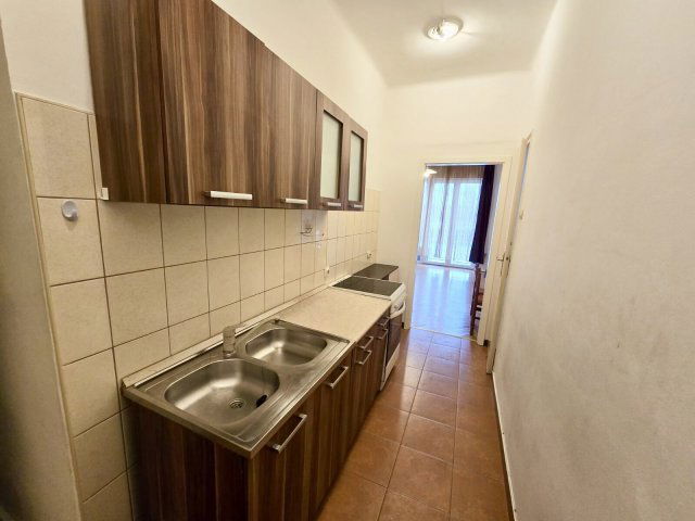 Kiadó téglalakás, albérlet, IX. kerületben, Közraktár utcában