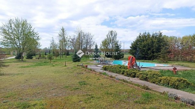 Eladó mezogazdasagi ingatlan, Kocséren 135 M Ft, 5 szobás