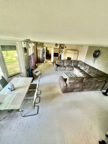 Eladó családi ház, Kisrécsén 74.95 M Ft, 5 szobás