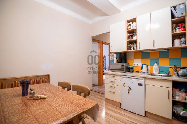 Eladó téglalakás, Budapesten, VII. kerületben 87.6 M Ft