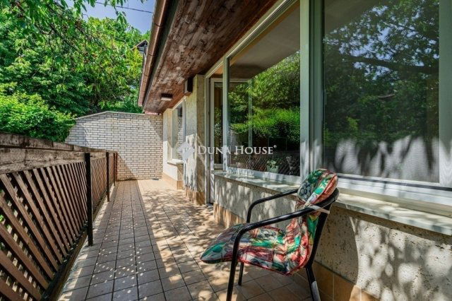 Eladó ikerház, Budapesten, II. kerületben 199 M Ft, 6 szobás