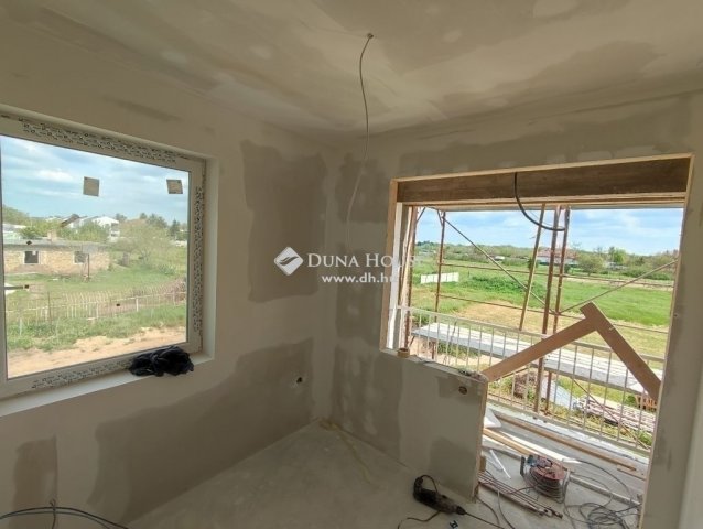 Eladó ikerház, Budapesten, XVIII. kerületben 140 M Ft, 5 szobás