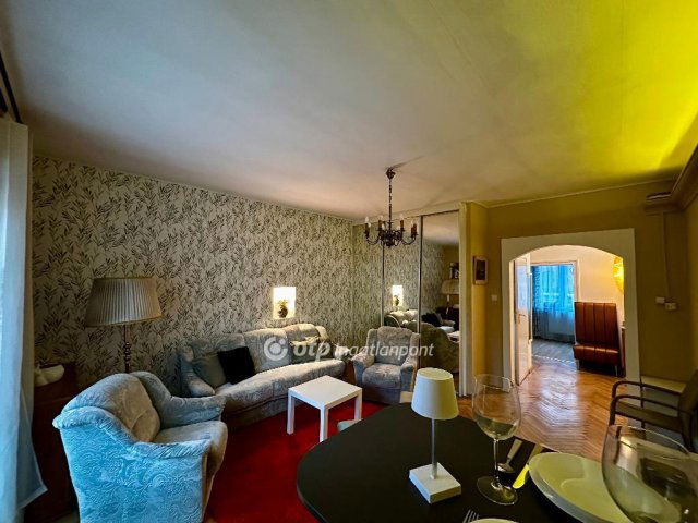 Eladó téglalakás, Budapesten, XIV. kerületben 74.9 M Ft