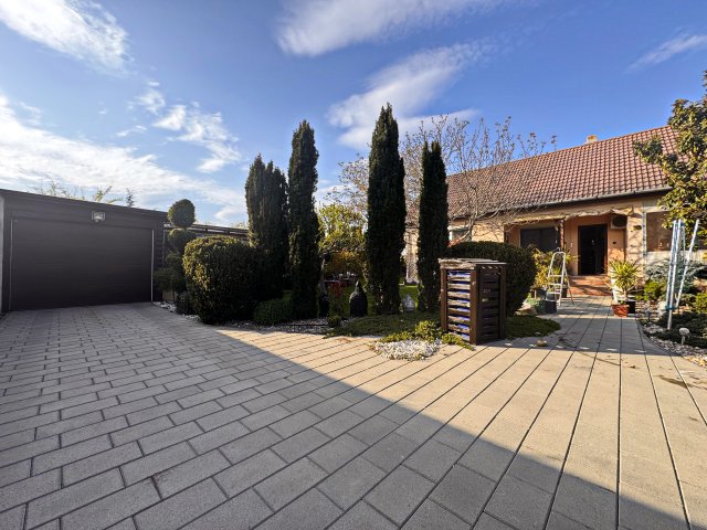 Eladó családi ház, Debrecenben 105.9 M Ft, 3 szobás