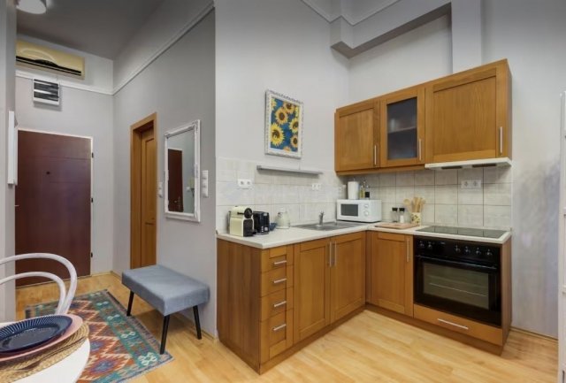 Eladó téglalakás, Budapesten, VII. kerületben 63.3 M Ft