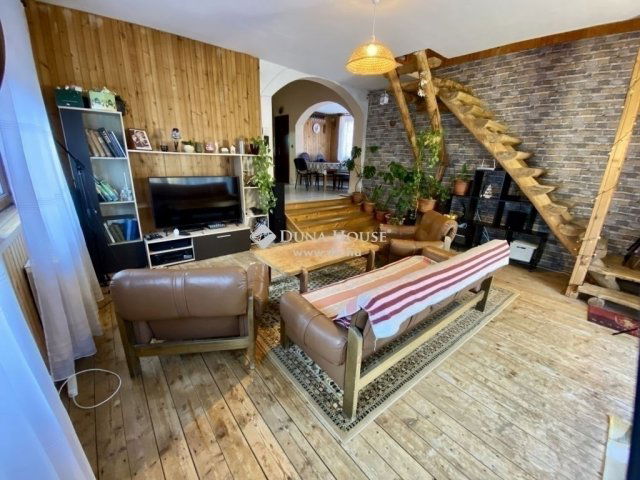 Eladó családi ház, Budapesten, XVIII. kerületben 158.9 M Ft