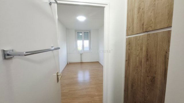 Eladó panellakás, Budapesten, X. kerületben 57.5 M Ft, 2 szobás