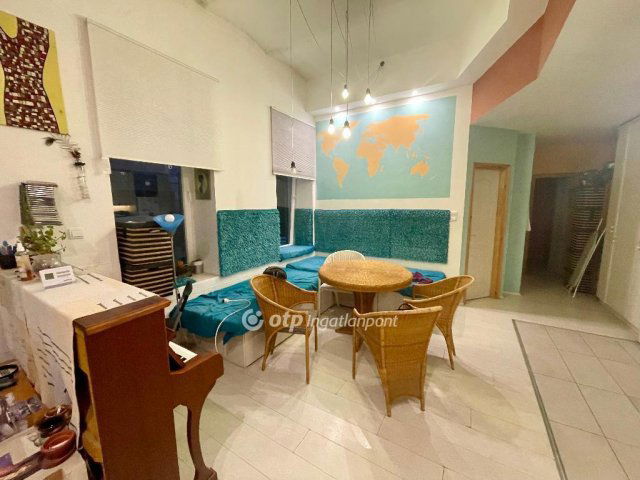 Eladó téglalakás, Budapesten, VIII. kerületben 110 M Ft