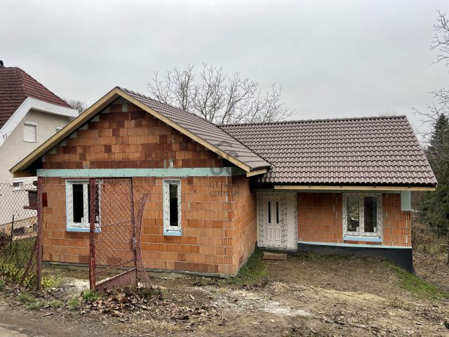 Eladó családi ház, Verőcén 77.7 M Ft, 3 szobás