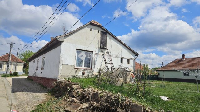 Eladó ikerház, Enyingen, Bokréta utcában 25 M Ft, 3 szobás