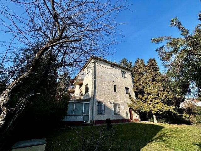 Eladó téglalakás, Budapesten, III. kerületben 118 M Ft, 3 szobás