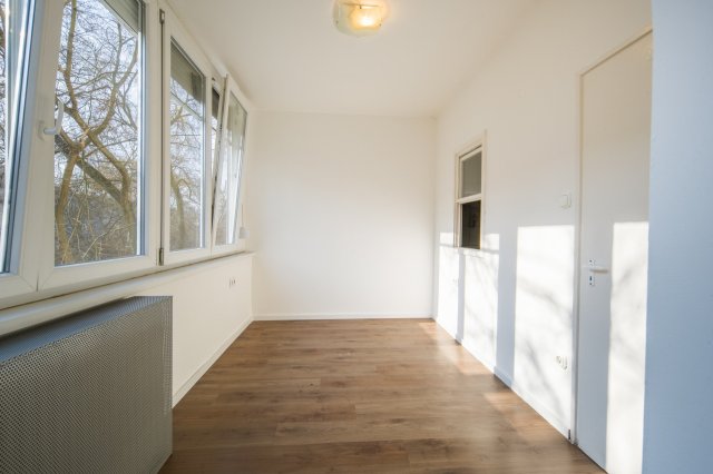 Eladó panellakás, Budapesten, XX. kerületben, Eperjes utcában