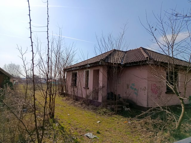 Eladó családi ház, Dánszentmiklóson 43 M Ft, 3 szobás