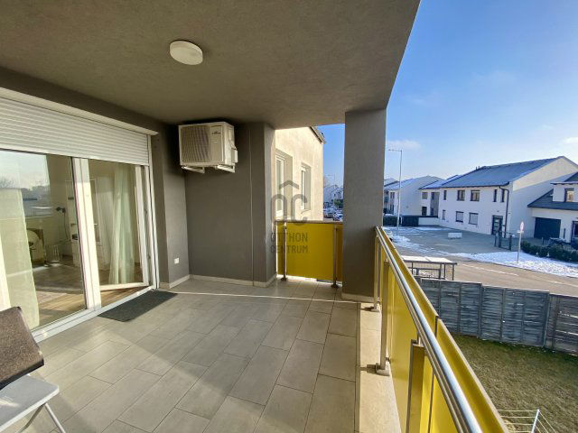 Eladó téglalakás, Győrött 79.9 M Ft, 3 szobás