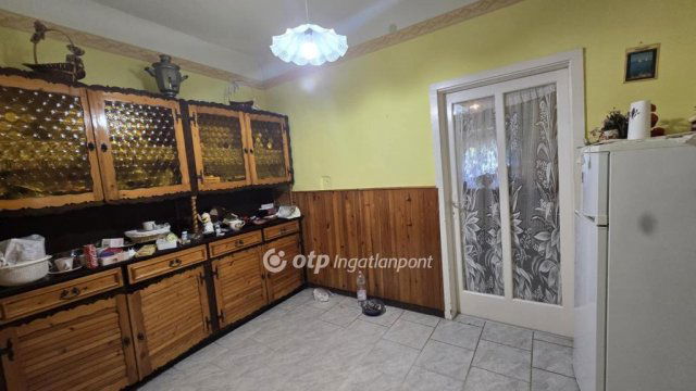Eladó családi ház, Nádudvaron 17.5 M Ft, 2 szobás