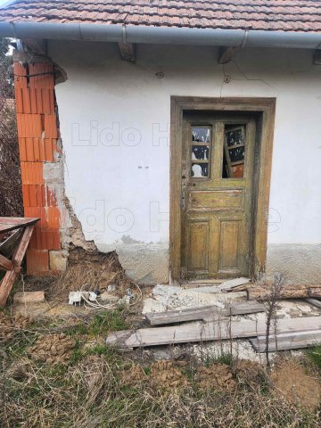 Eladó családi ház, Látrányon 19.9 M Ft, 1 szobás