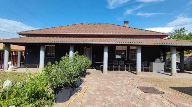 Eladó családi ház, Pilisen 54.9 M Ft, 3+2 szobás