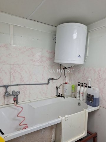 Eladó családi ház, Bicskén 21.5 M Ft, 2 szobás