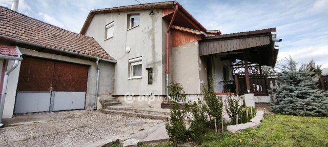 Eladó családi ház, Kartalon 78 M Ft, 7 szobás