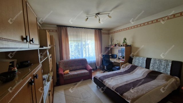 Eladó családi ház, Súron 54.9 M Ft, 3 szobás
