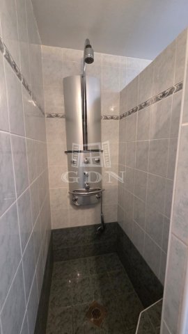 Eladó családi ház, Budaörsön 220 M Ft, 3 szobás