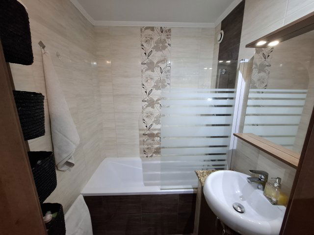 Eladó panellakás, Debrecenben, Lehel utcában 74.9 M Ft, 3 szobás