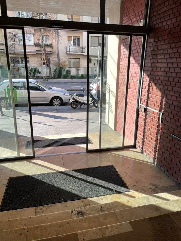 Kiadó téglalakás, albérlet, VII. kerületben, Bajza utcában