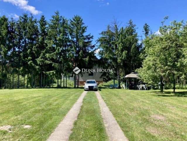 Eladó családi ház, Érden 179 M Ft, 6 szobás