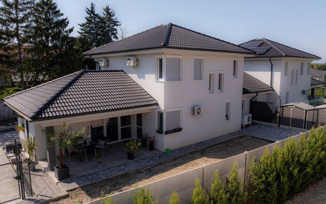 Eladó téglalakás, Vámosszabadin 73.9 M Ft, 5 szobás
