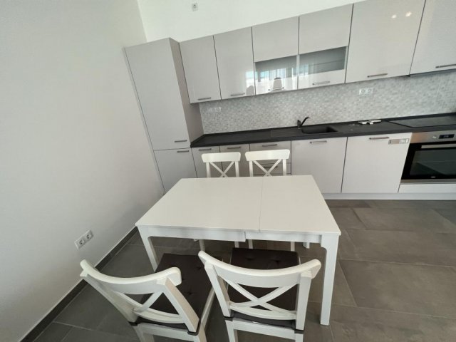 Kiadó téglalakás, albérlet, Tatán 270 E Ft / hó, 3 szobás