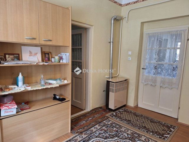 Eladó családi ház, Kecskeméten 20.5 M Ft, 3 szobás