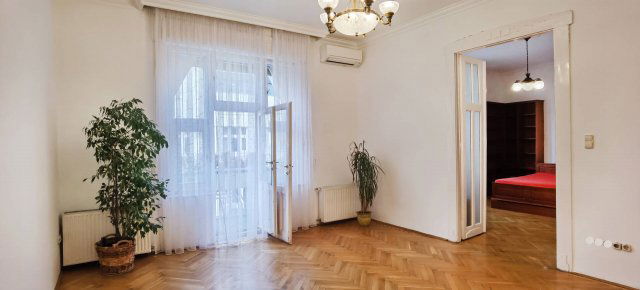 Eladó téglalakás, Budapesten, V. kerületben 173.9 M Ft, 2 szobás