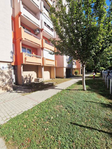 Eladó panellakás, Siófokon, Táncsics Mihály utcában 55 M Ft