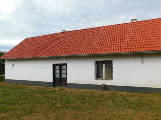 Eladó családi ház, Balatonbogláron 55 M Ft, 6 szobás