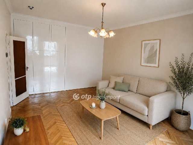Eladó téglalakás, Budapesten, XXI. kerületben 49.9 M Ft