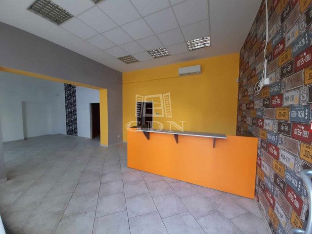 Kiadó üzlethelyiség, Szombathelyen 350 E Ft / hó